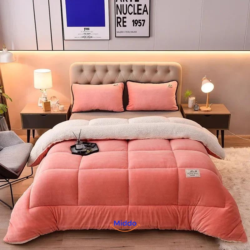 ComfortLux wol-velvet deken in oranje roze op bed