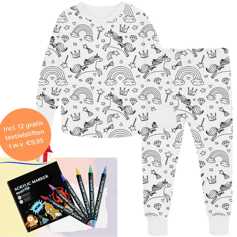 Inkleurbare eenhoorn pyjama met 12 gratis textielstiften.