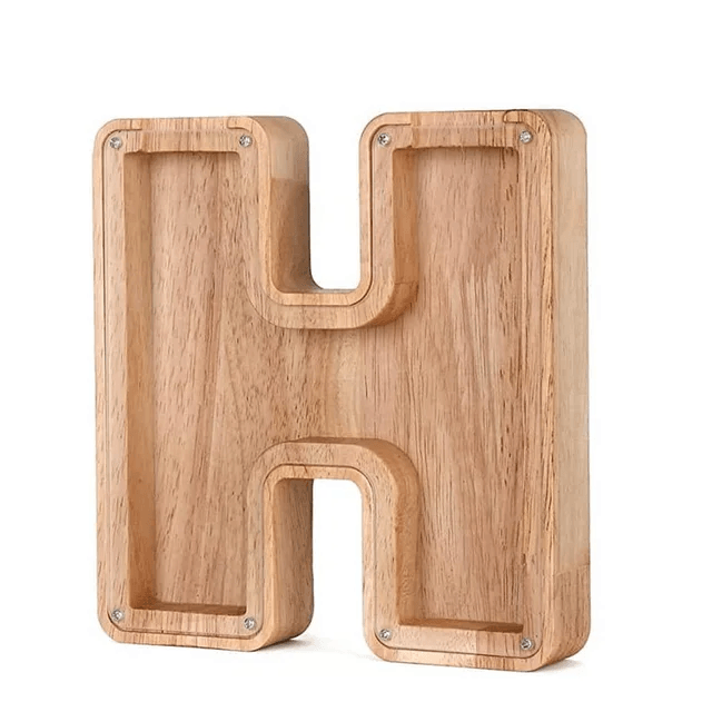 Houten spaarpot in de vorm van de letter H, leuk om mee te sparen.